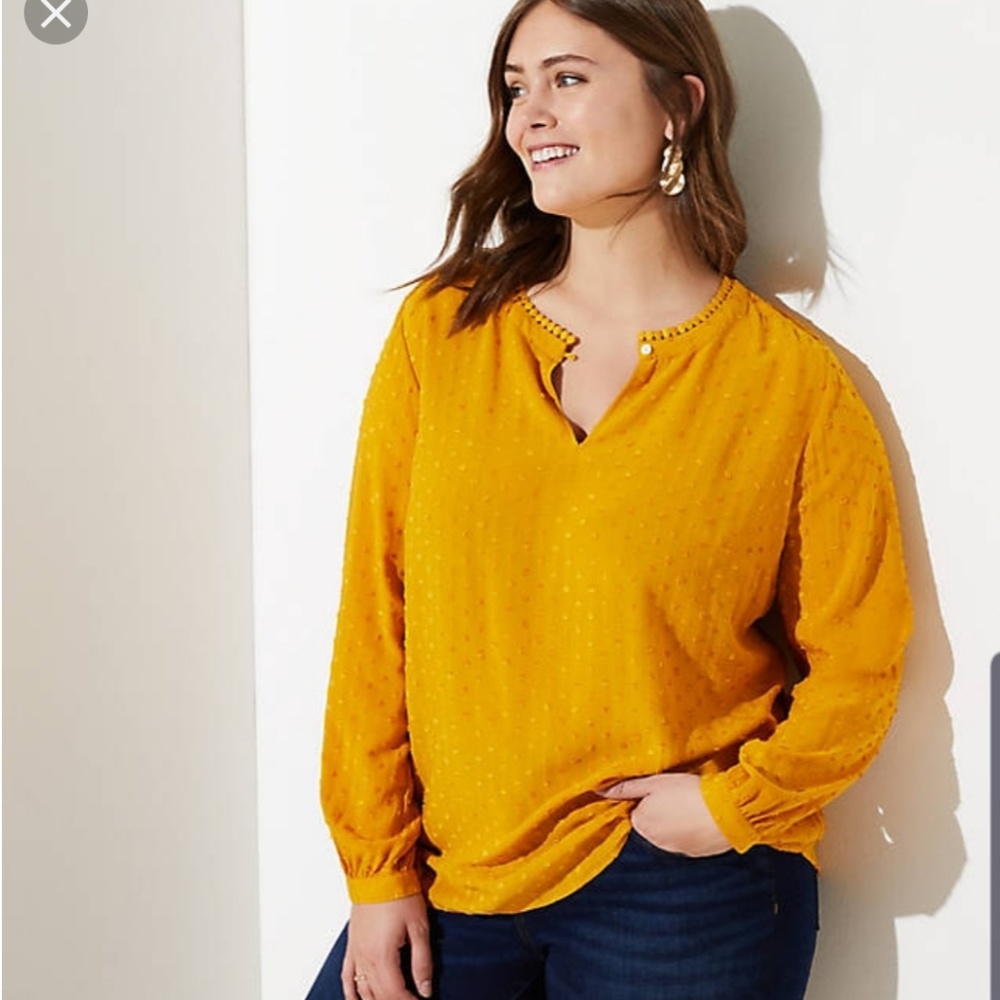 Sz 16 | loft | lacy dotted keyhole top